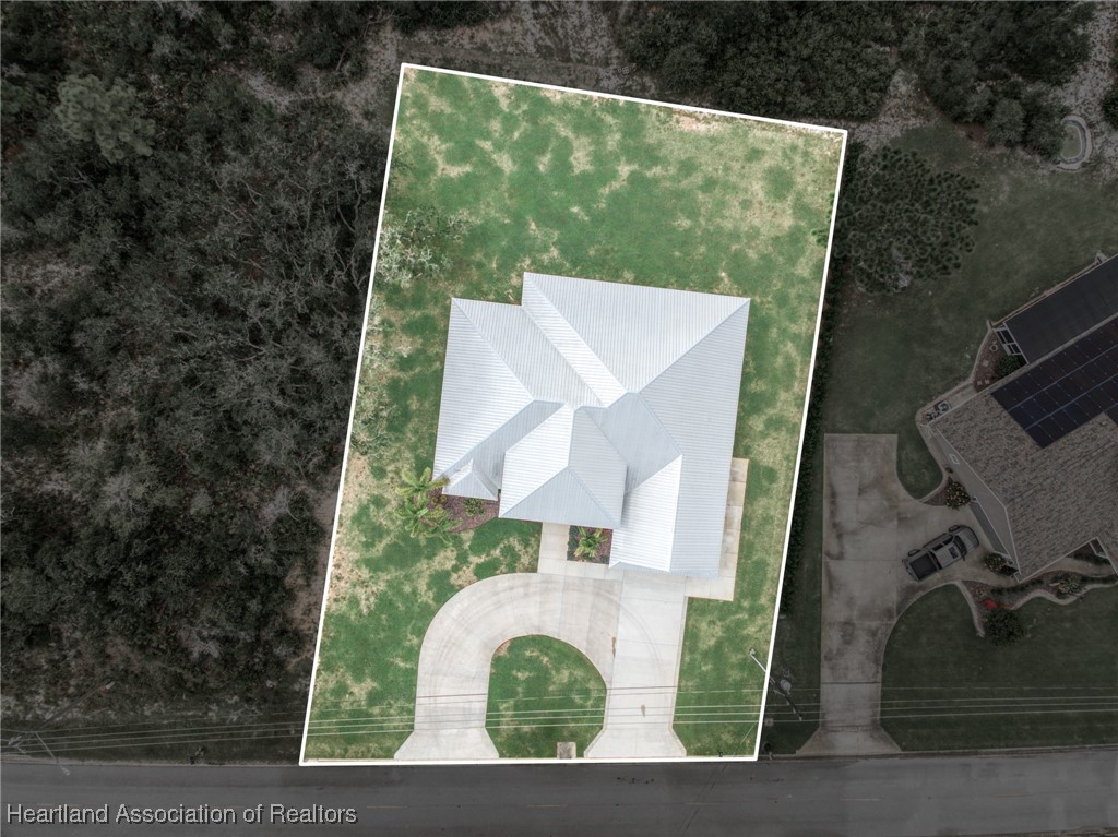 5817 Columbus Boulevard