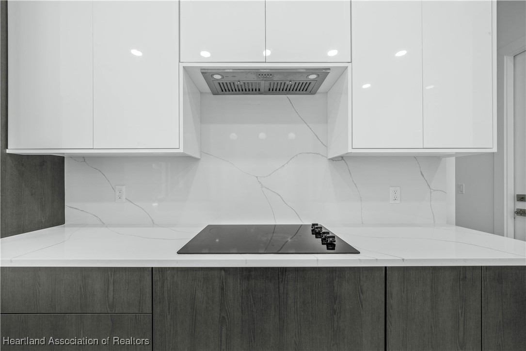 5817 Columbus Boulevard