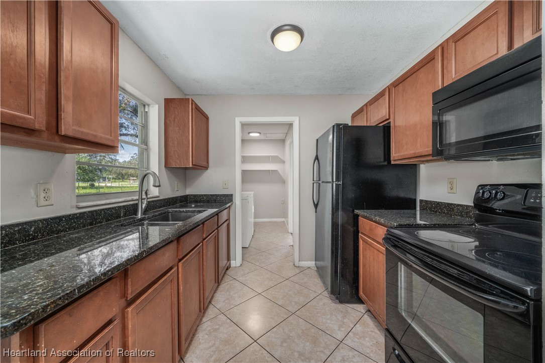 2232 MERLE LANGFORD Road