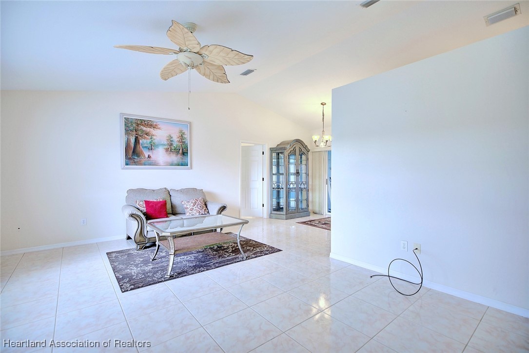 1910 Jackson Heights Drive