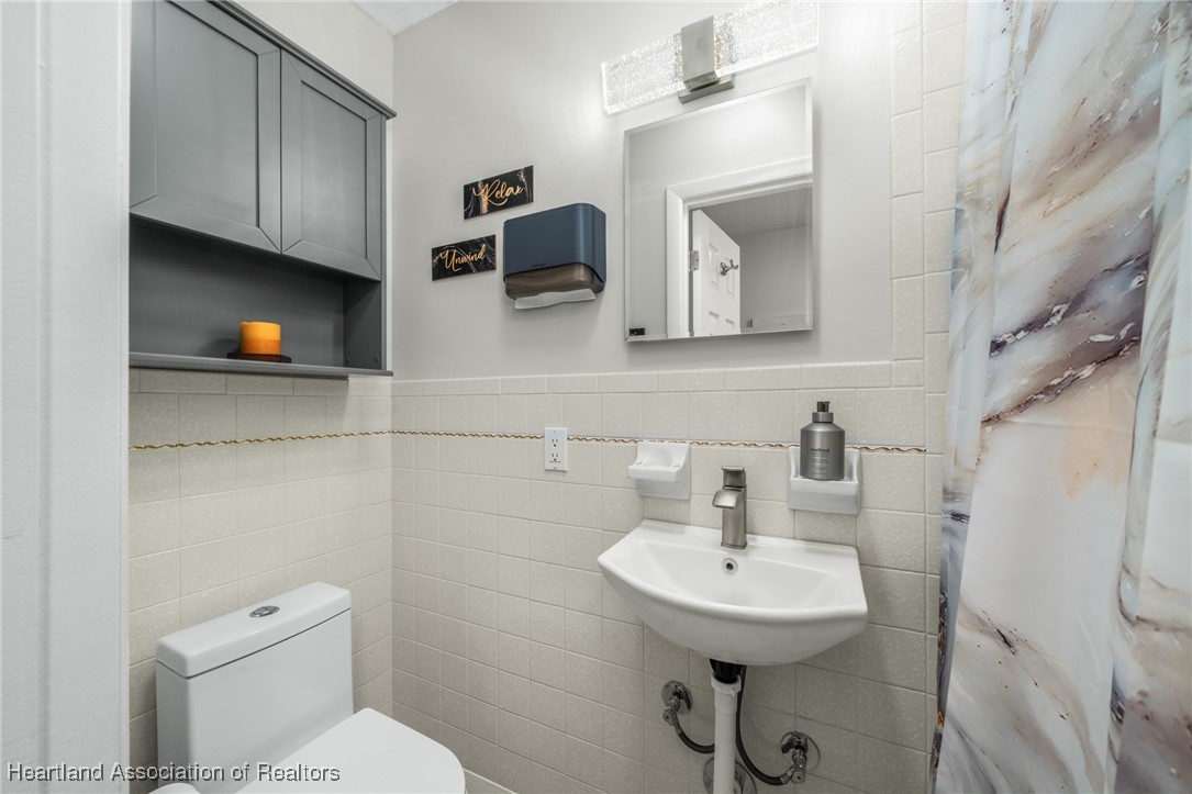 7517 Honeysuckle Drive