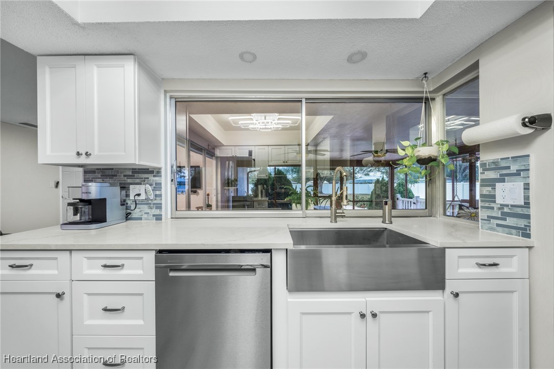 7517 Honeysuckle Drive