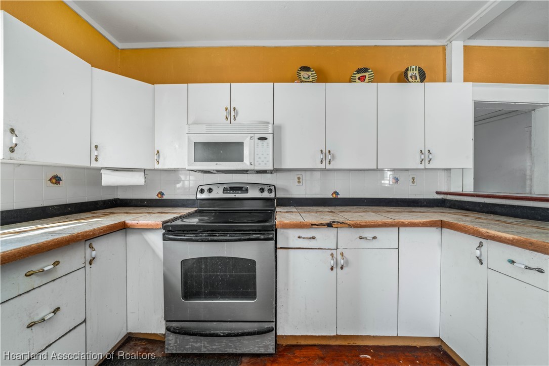 22 W Lagrande Street