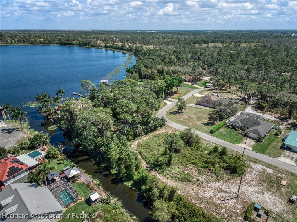 202 S Huckleberry Lake Drive