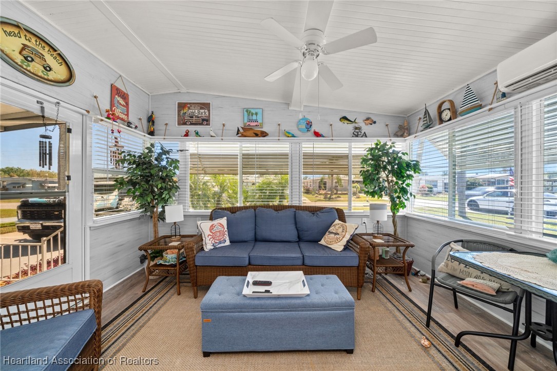 3352 Delaware Avenue