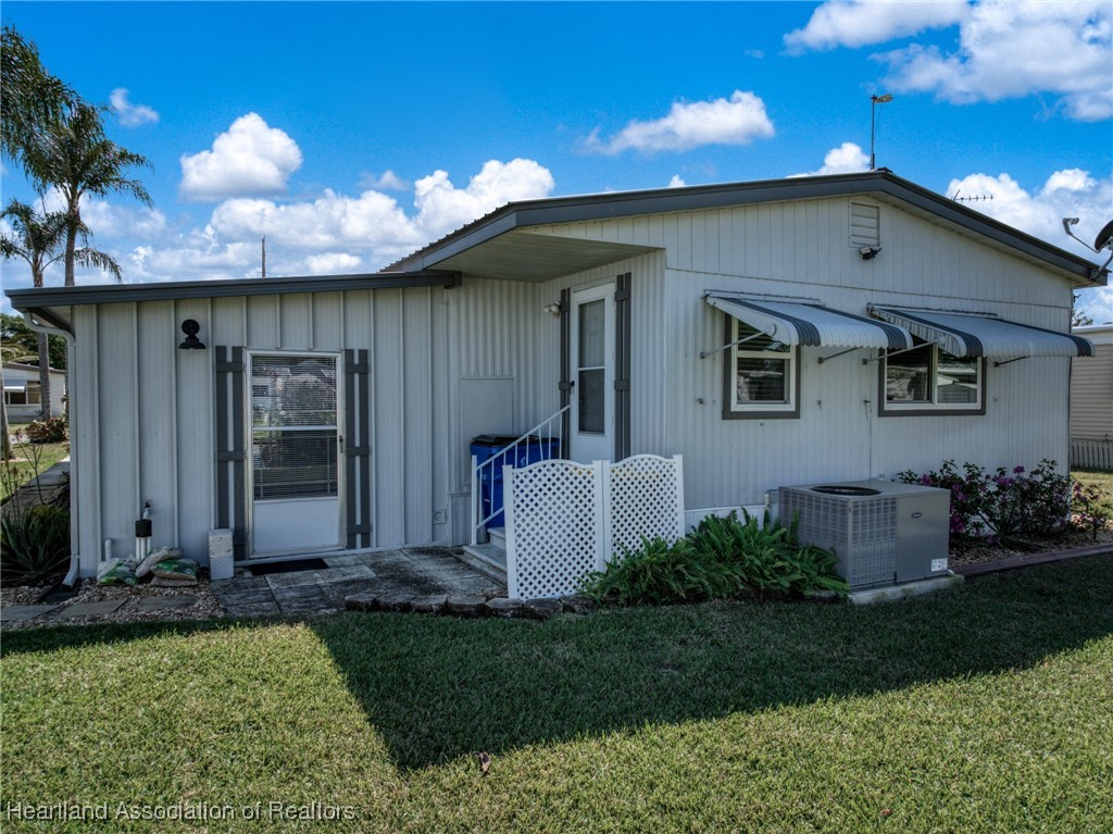 3352 Delaware Avenue