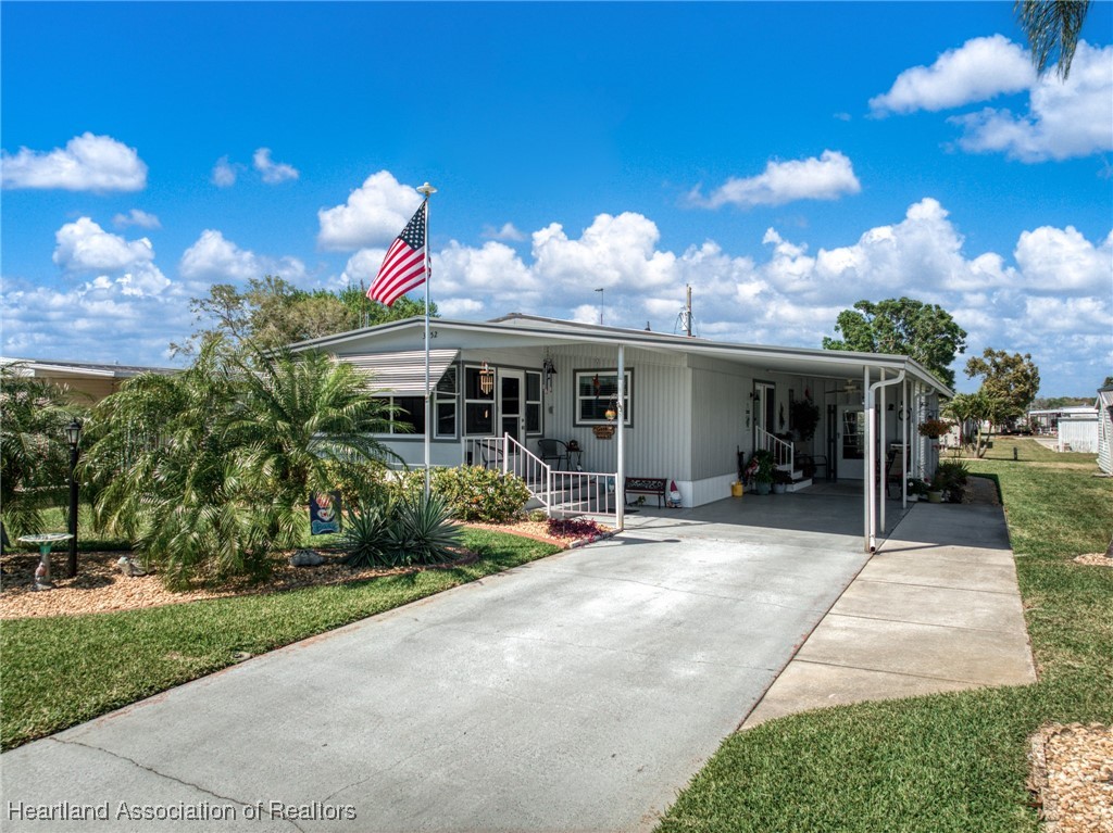 3352 Delaware Avenue