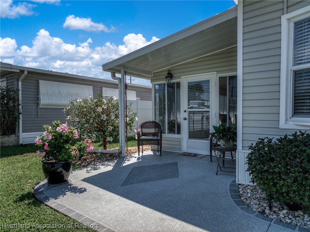 3147 Delaware Avenue