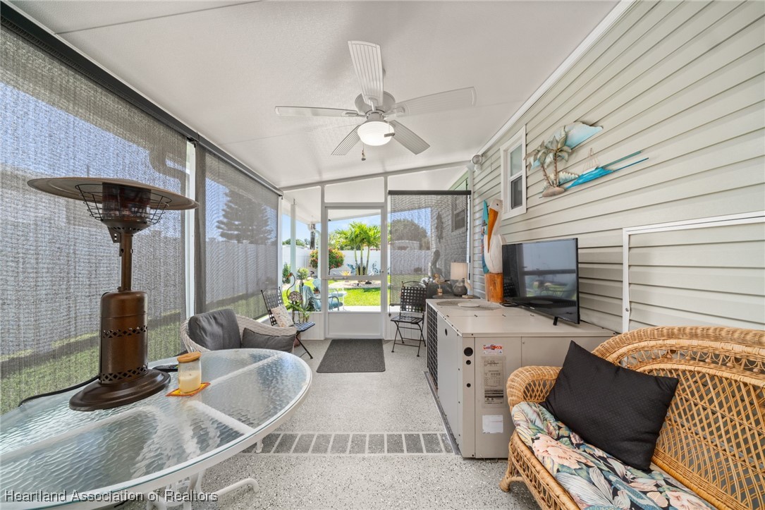 3147 Delaware Avenue