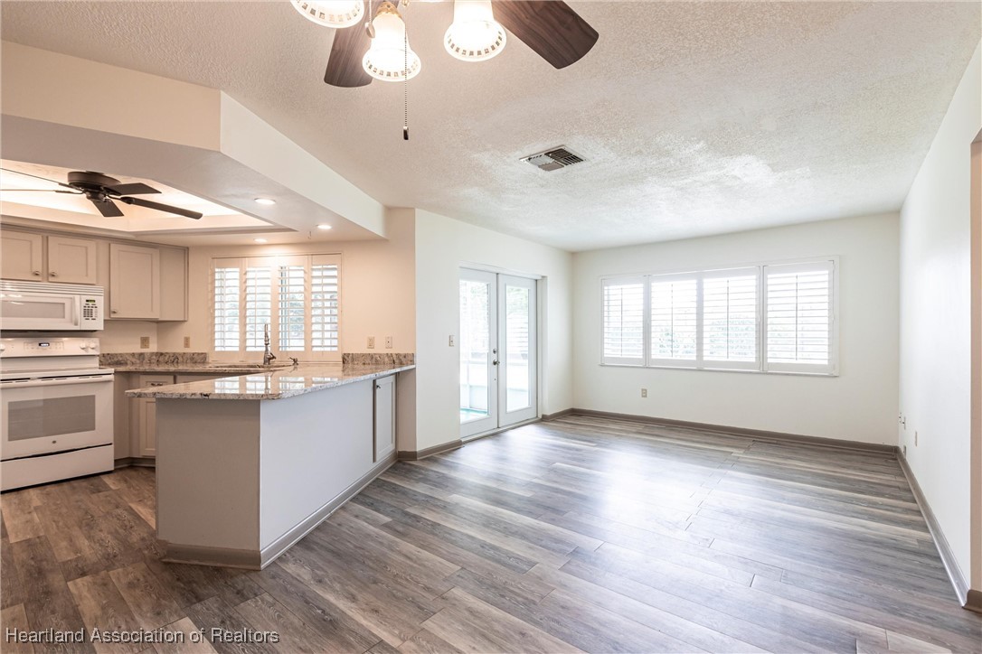 1811 Jackson Heights Drive