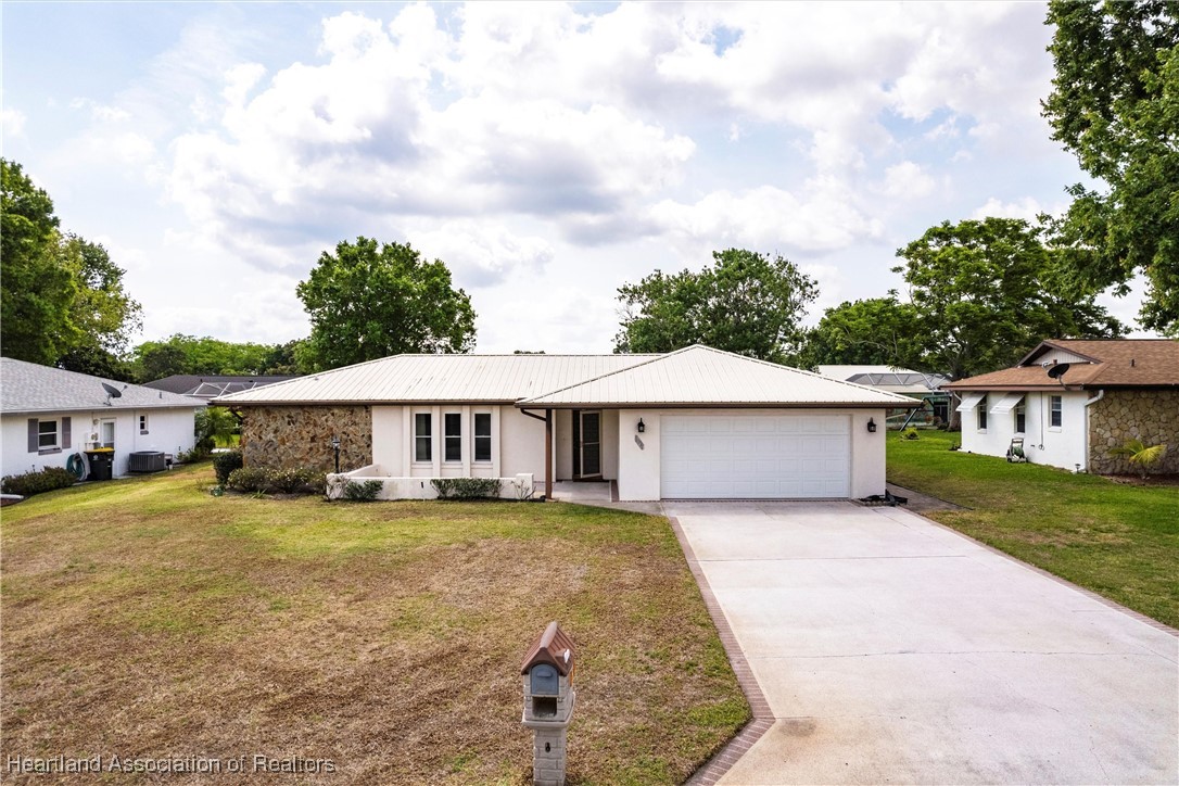 1811 Jackson Heights Drive