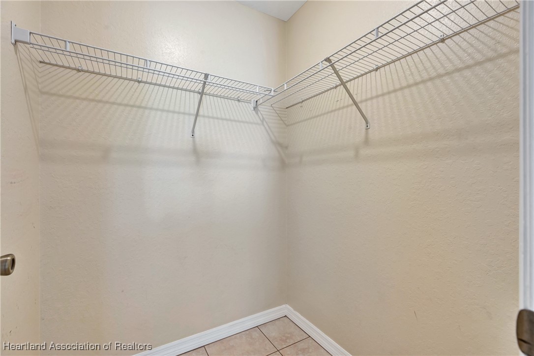 2714 Valerie Boulevard