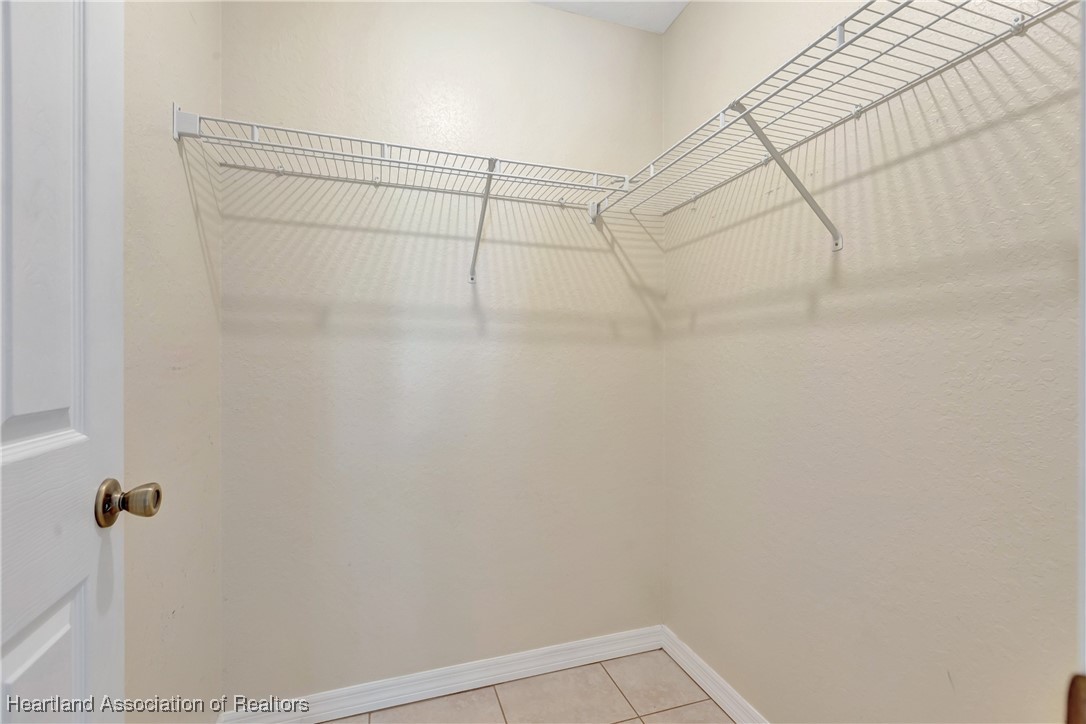 2714 Valerie Boulevard