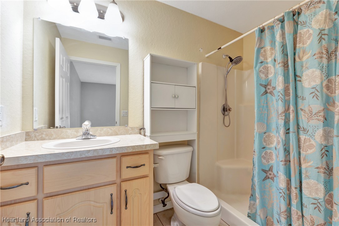 2714 Valerie Boulevard