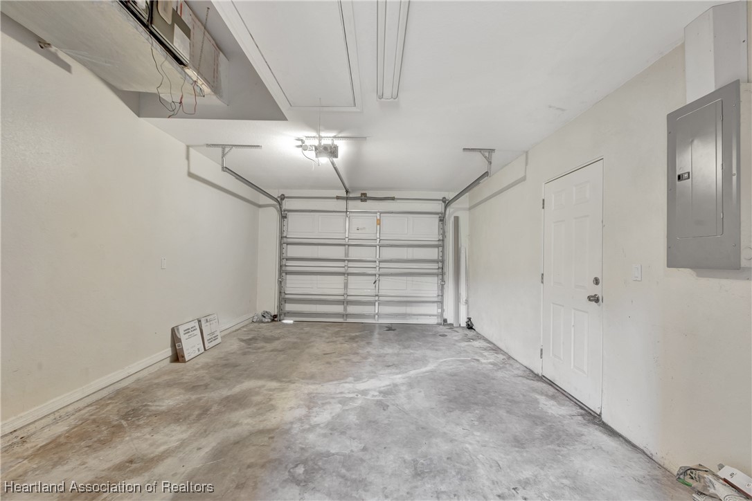 2714 Valerie Boulevard