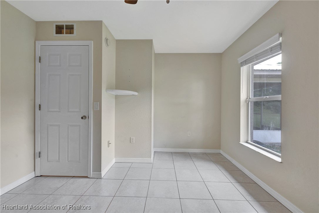 2714 Valerie Boulevard