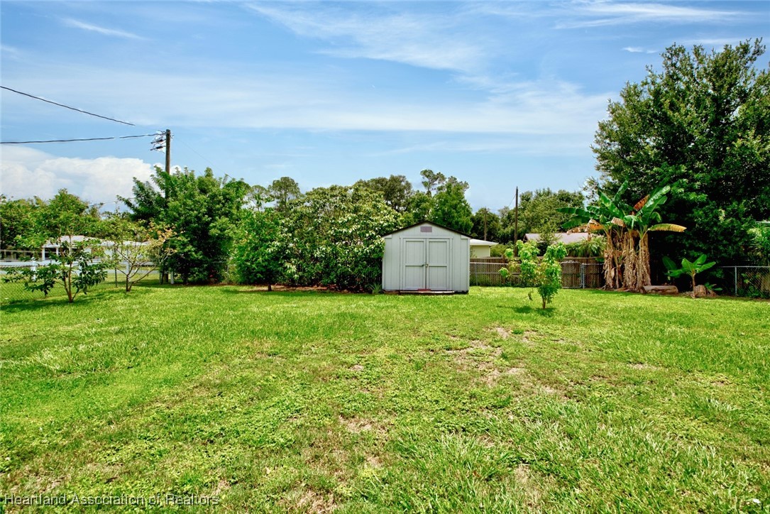 1816 Sandra Boulevard