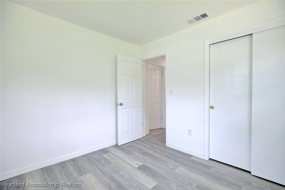 1816 Sandra Boulevard