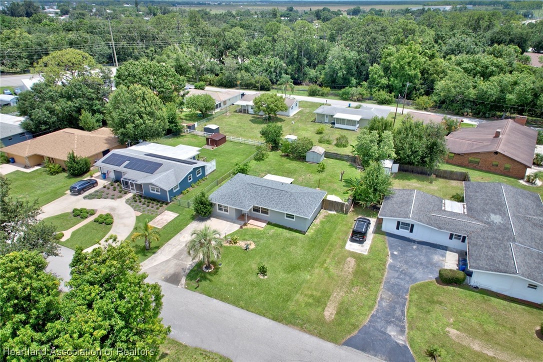 1816 Sandra Boulevard