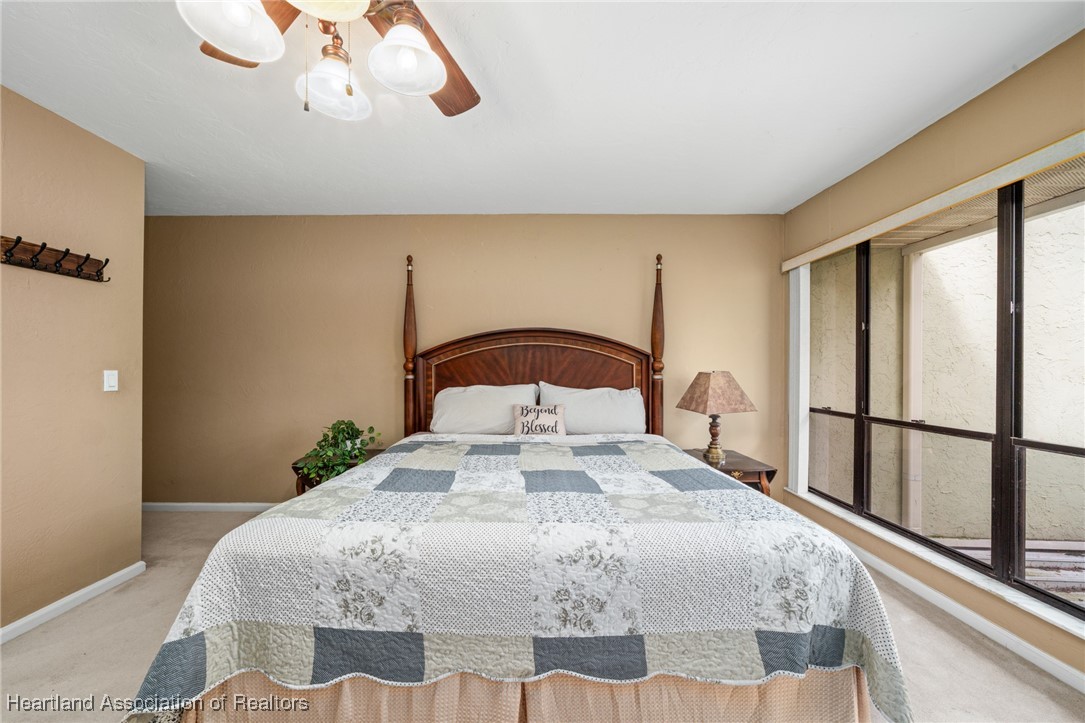 1561 Lakeview Drive 969