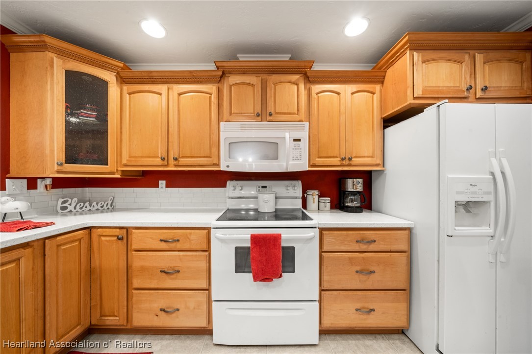 1561 Lakeview Drive 969