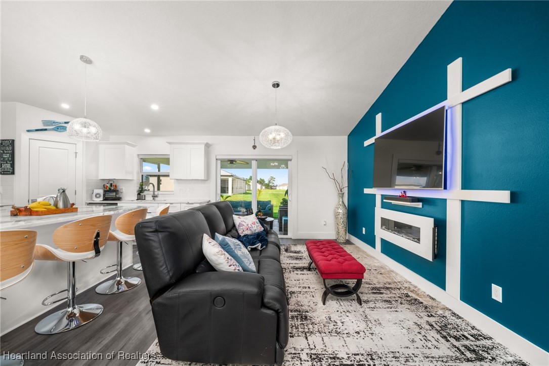 5810 Columbus Boulevard