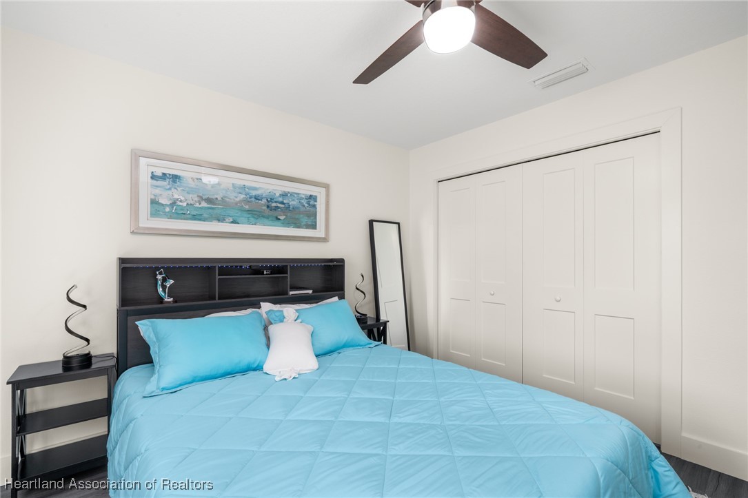 5810 Columbus Boulevard