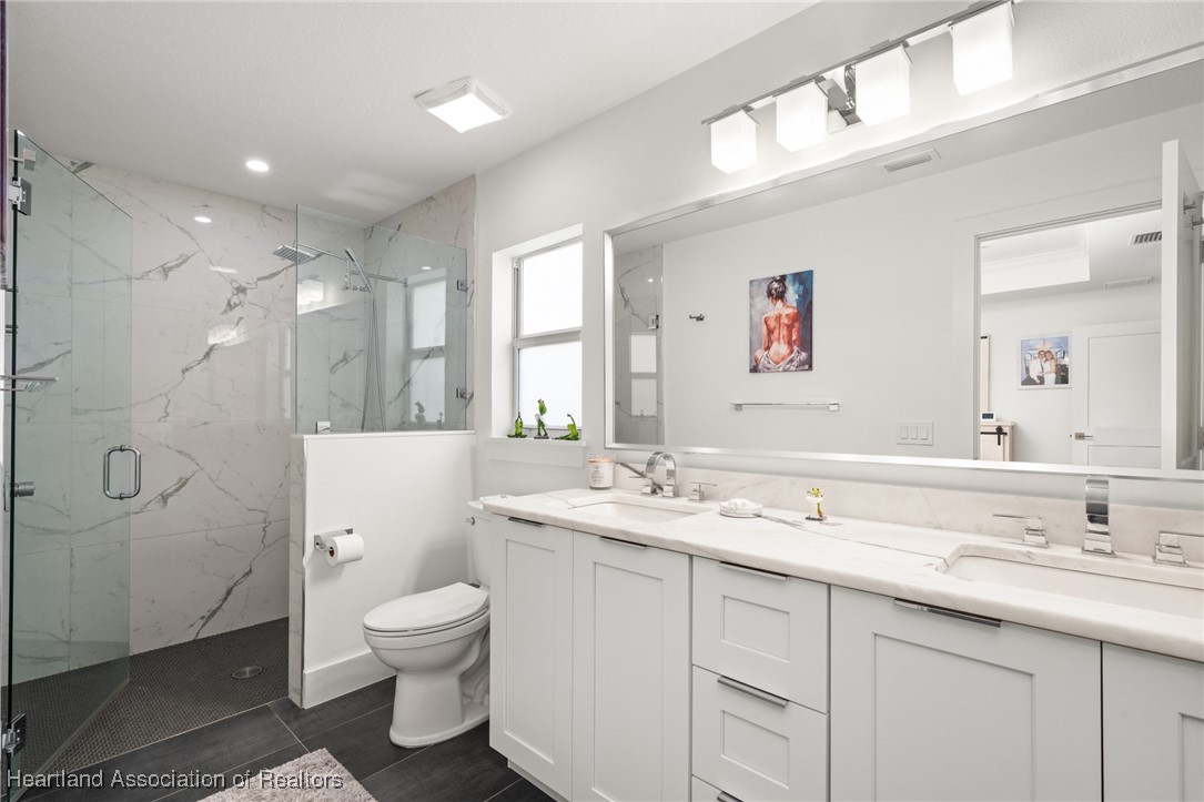 5810 Columbus Boulevard