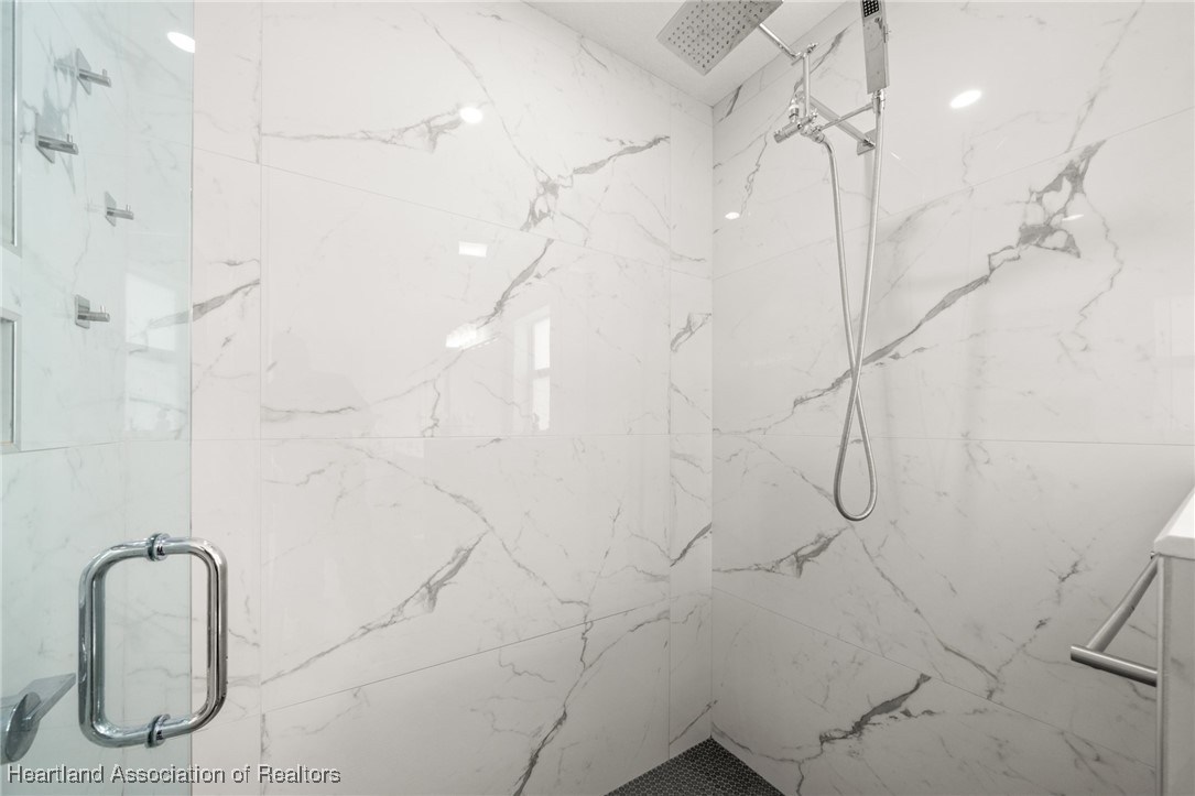 5810 Columbus Boulevard