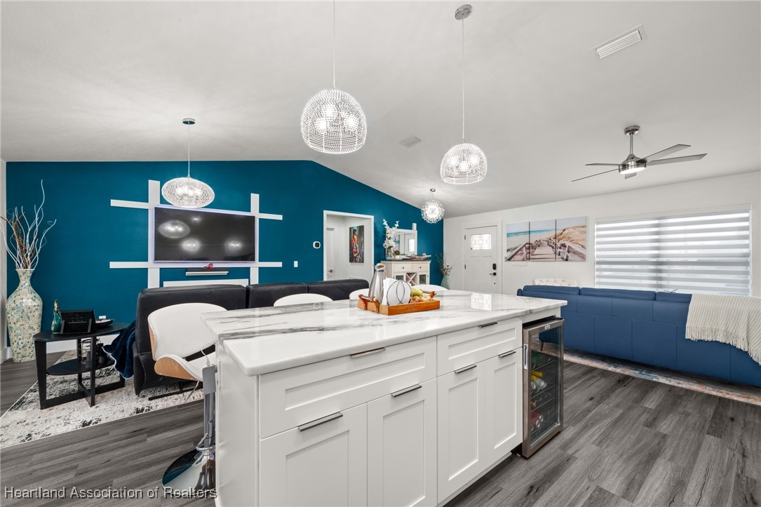 5810 Columbus Boulevard