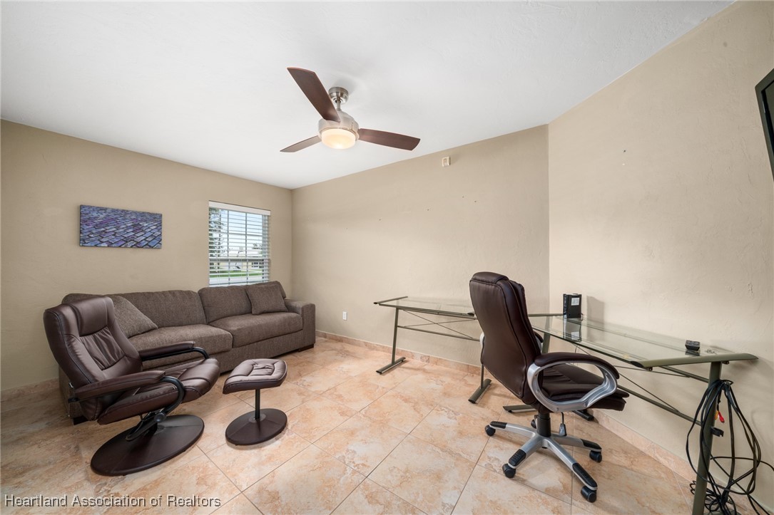 2402 Valerie Boulevard