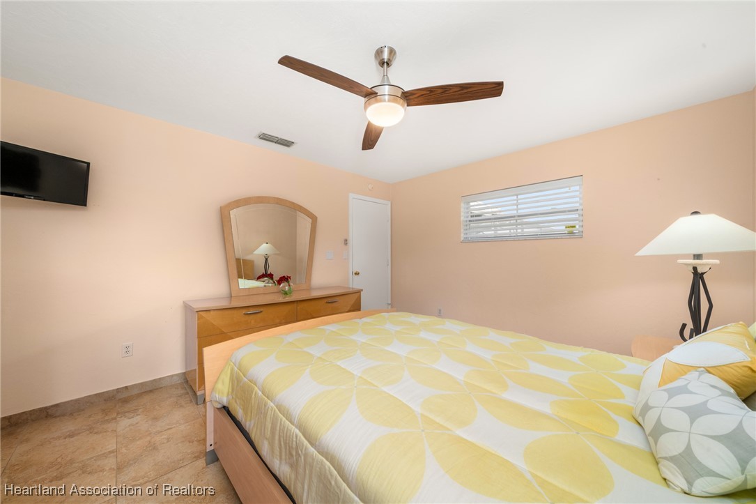 2402 Valerie Boulevard