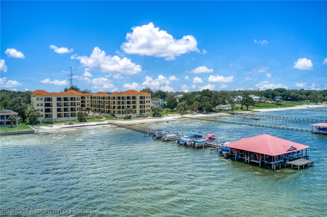 2351 Lakeview Drive 115