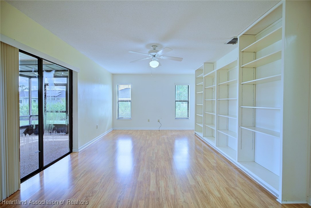 4726 Lafayette Avenue