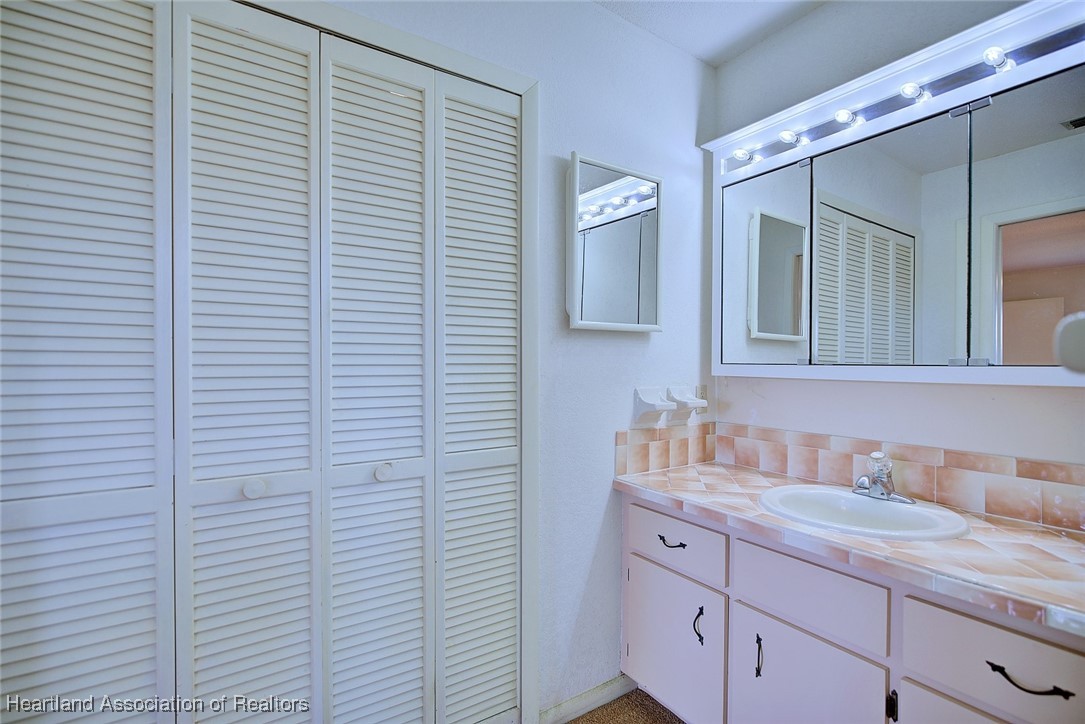 4726 Lafayette Avenue