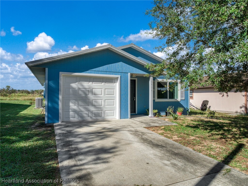 3424 Ellington Avenue