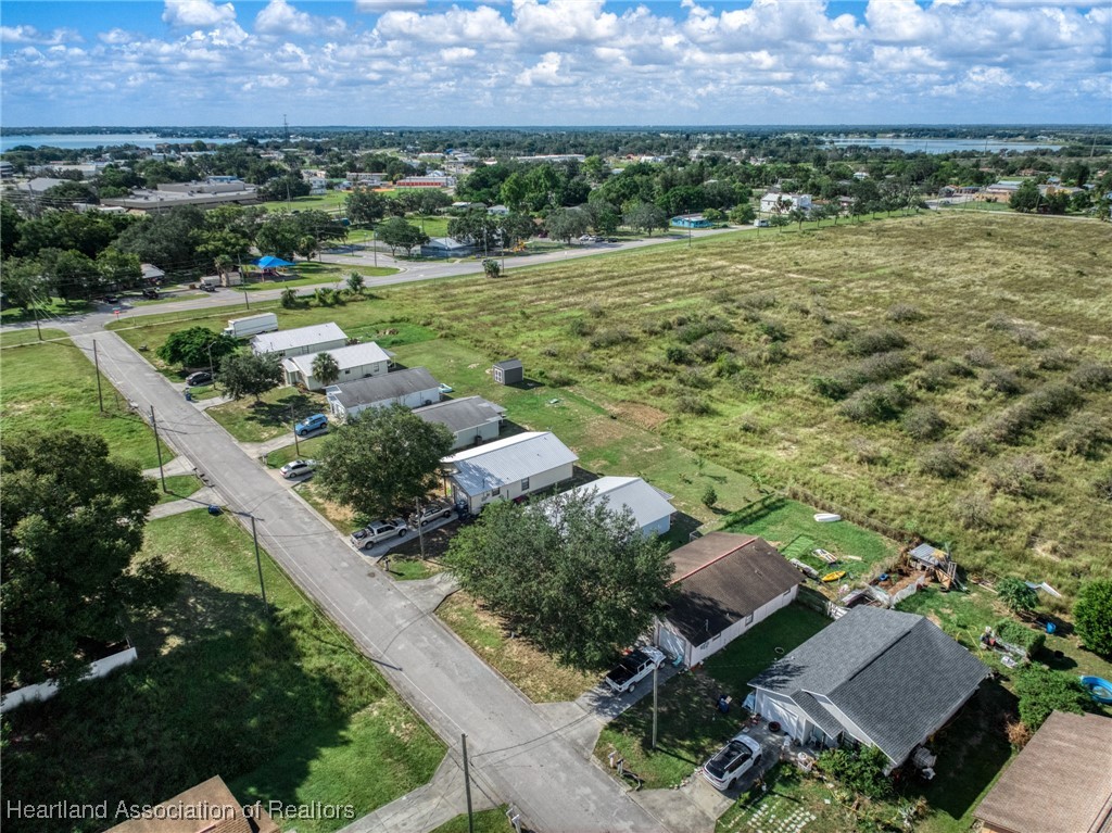 3424 Ellington Avenue