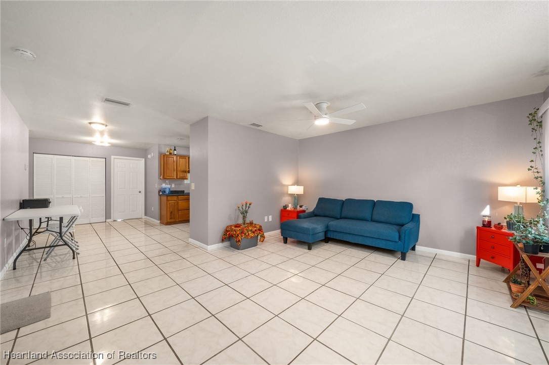 3424 Ellington Avenue