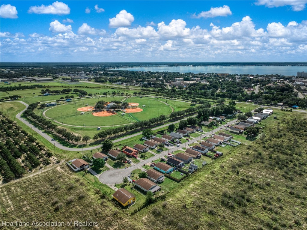 3424 Ellington Avenue