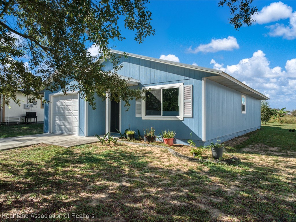 3424 Ellington Avenue