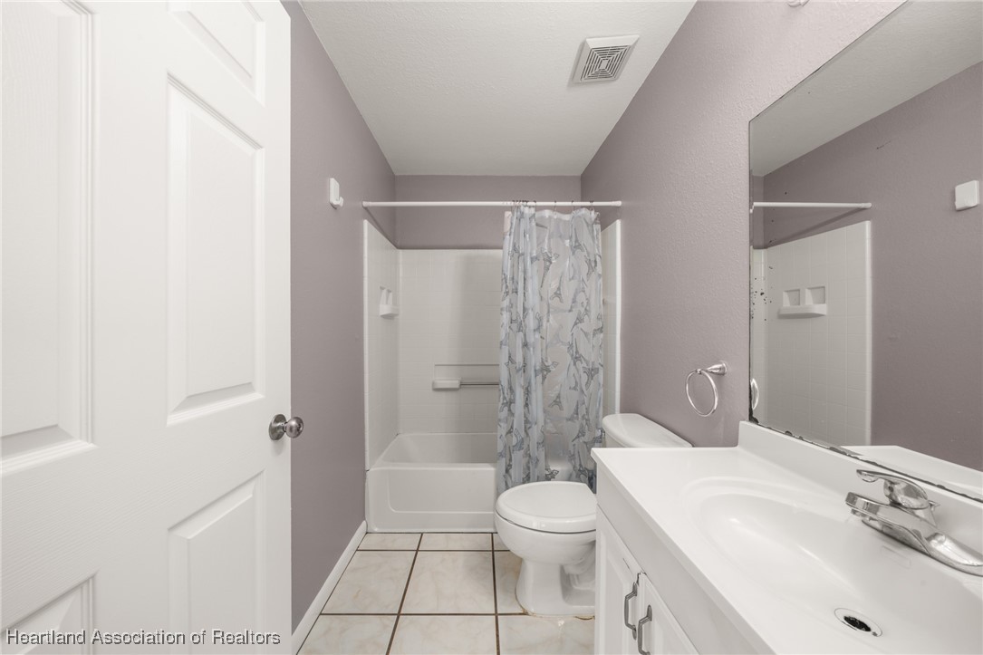 3424 Ellington Avenue