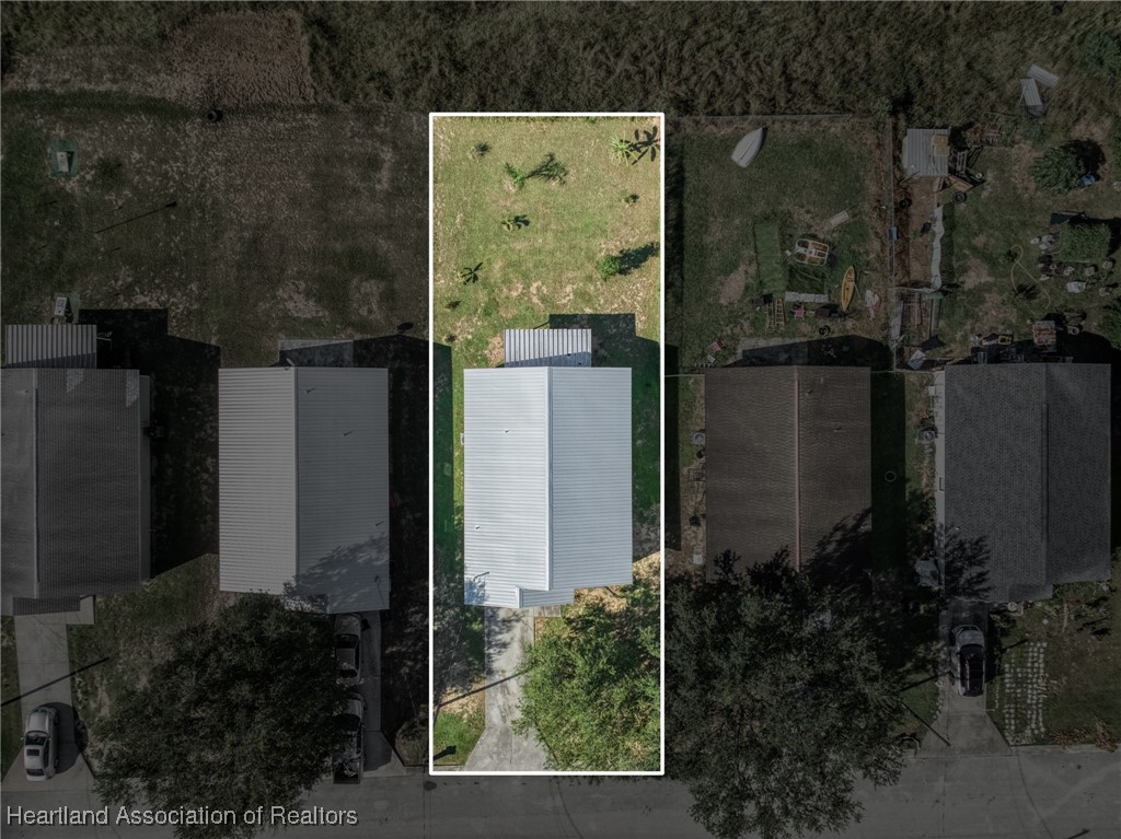 3424 Ellington Avenue