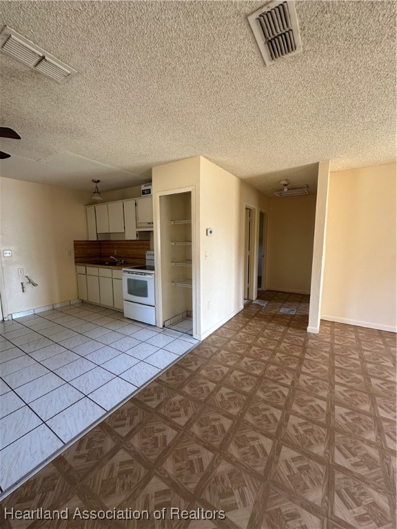 426 Las Palmas Circle 617