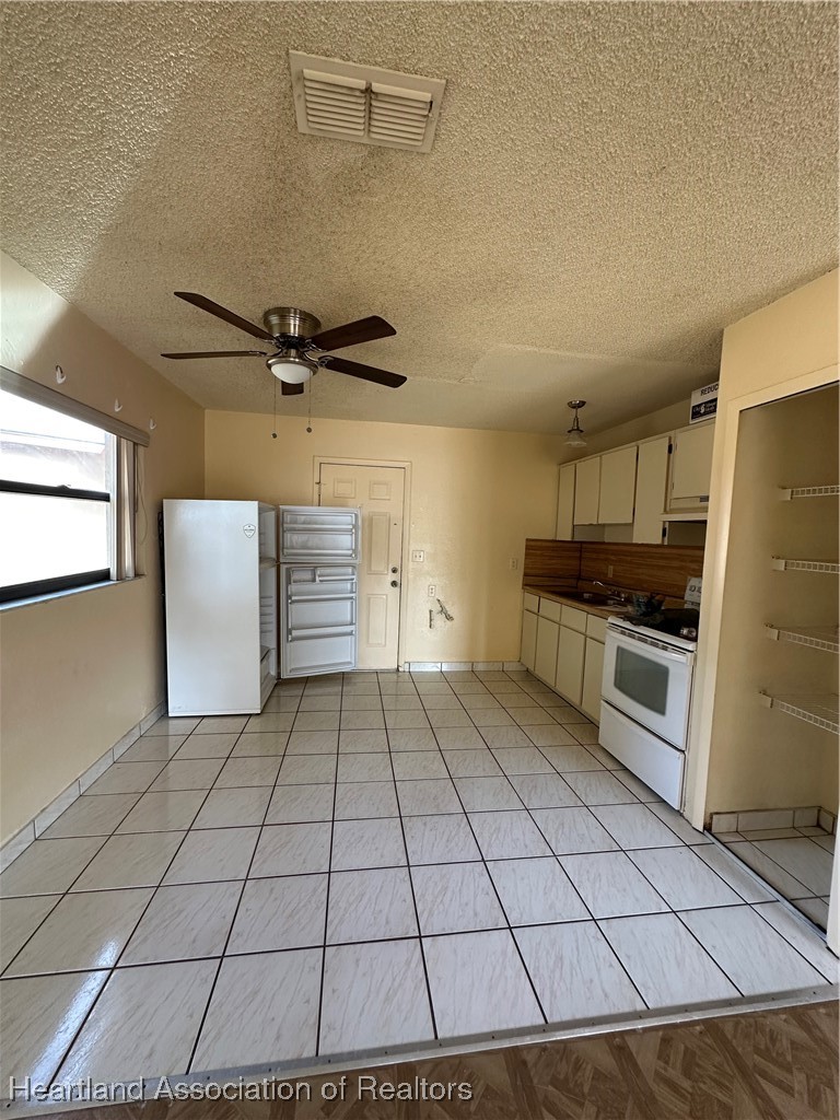 426 Las Palmas Circle 617