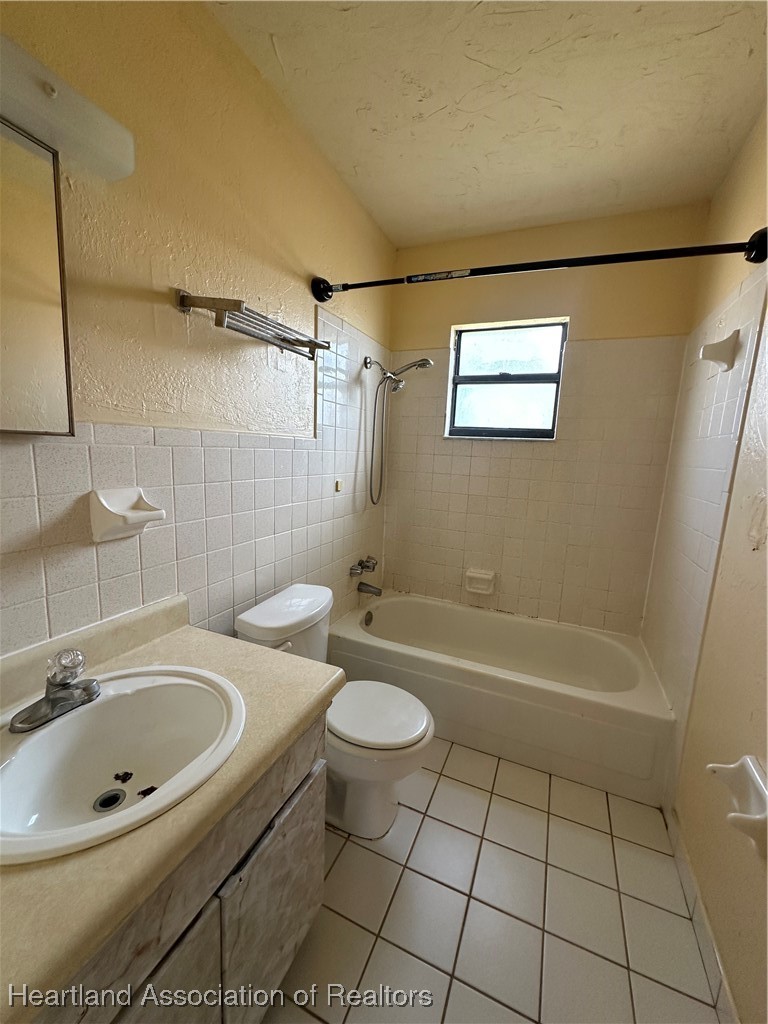 426 Las Palmas Circle 617