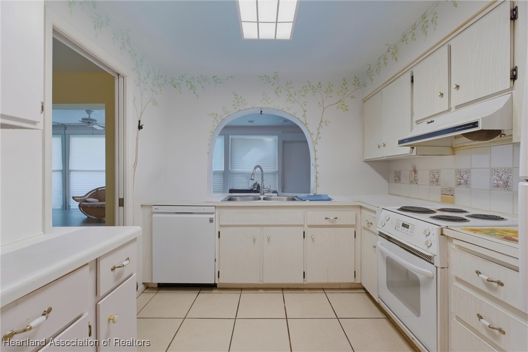 3119 Boca Ciega Drive