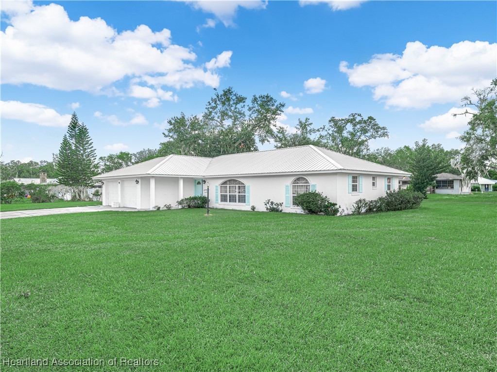 225 Pennsylvania Avenue