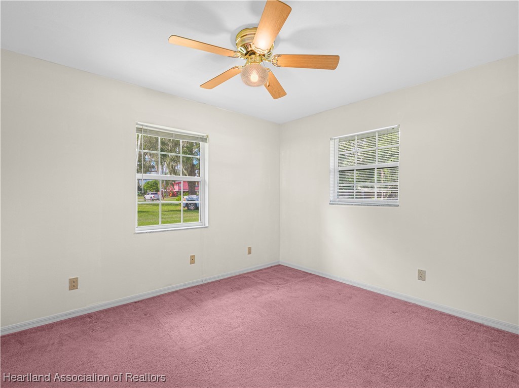 225 Pennsylvania Avenue