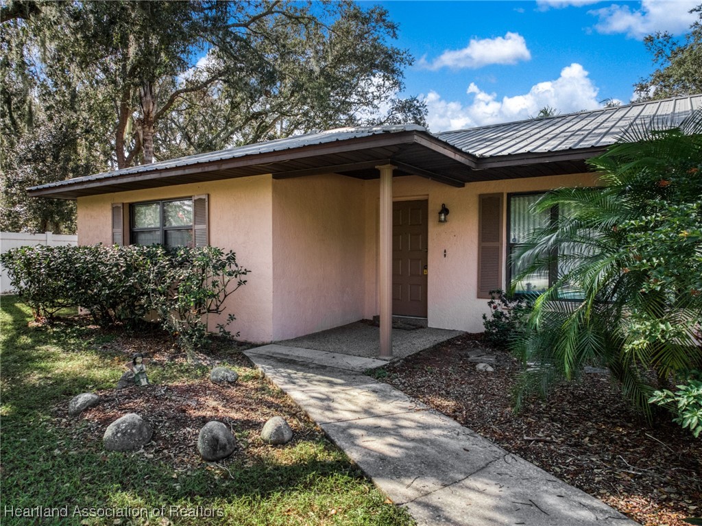 1771 & 1783 N Torrington Road