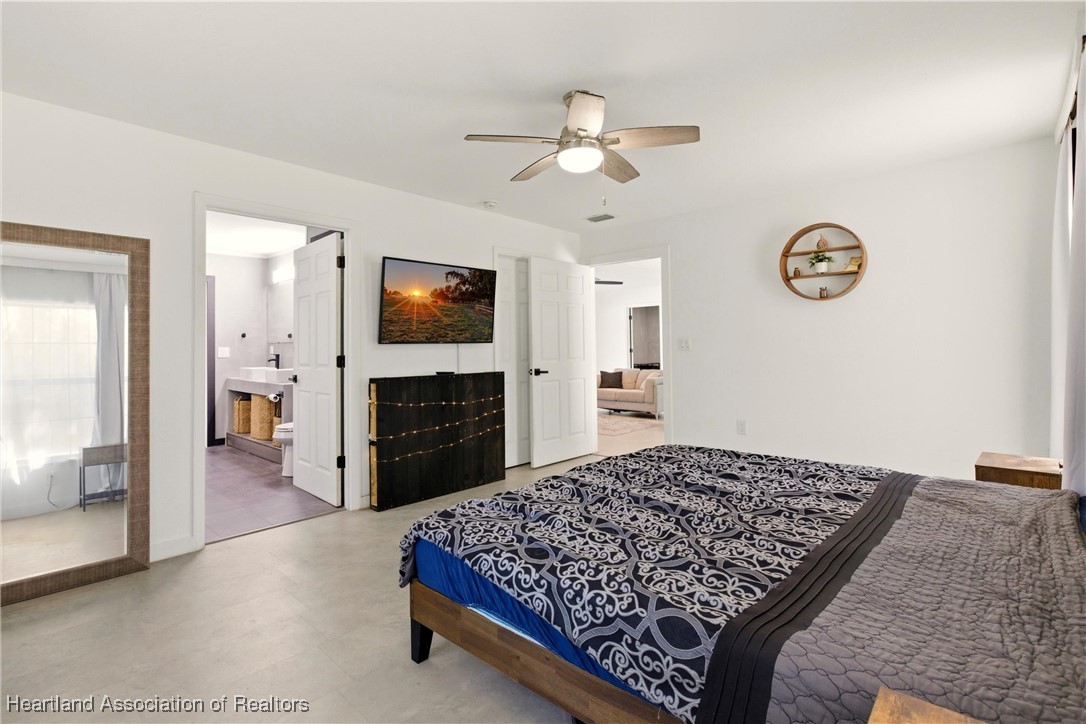 2124 Gardenview Road